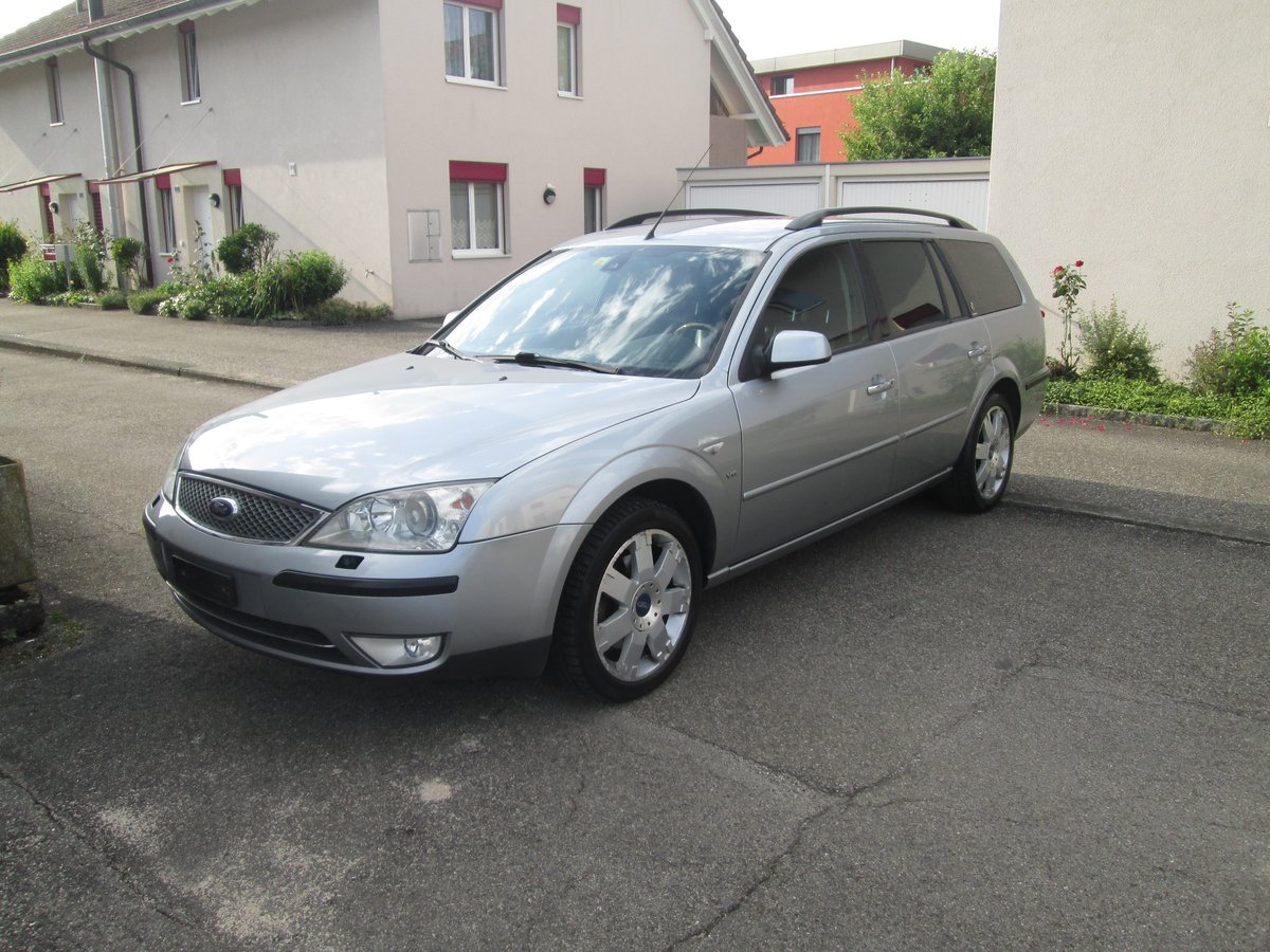 FORD Mondeo 2.5i V6 Executive gebraucht für CHF 1'150,