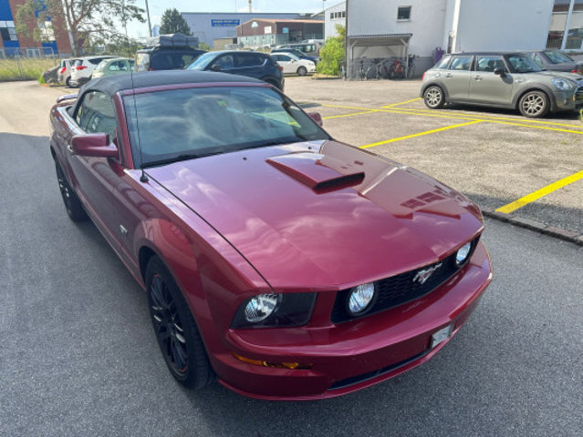 FORD Mustang Conv 5.0 V8 gebraucht für CHF 18'900,