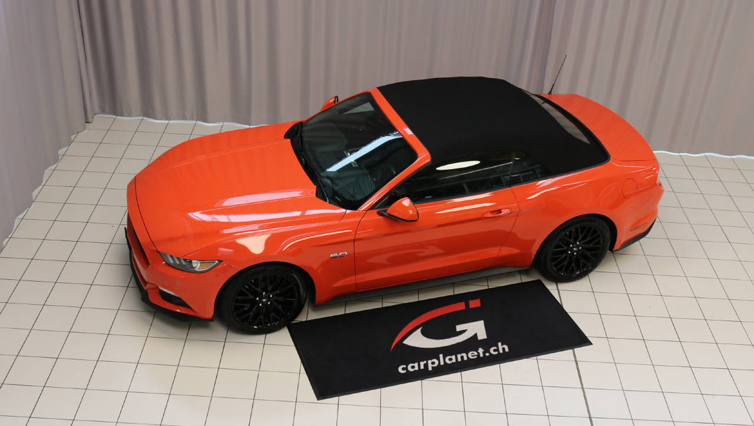 FORD Mustang Convertible 5.0 V8 GT gebraucht für CHF 35'990,