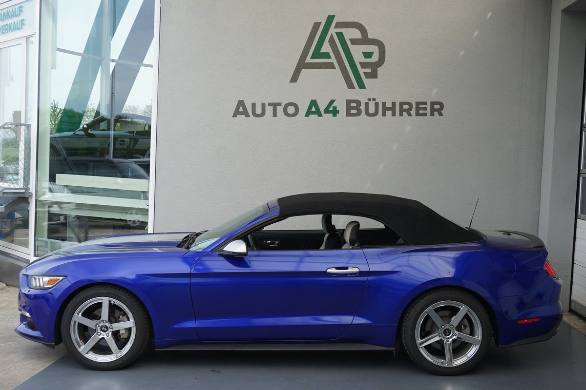 FORD Mustang Conv 2.3 gebraucht für CHF 29'195,