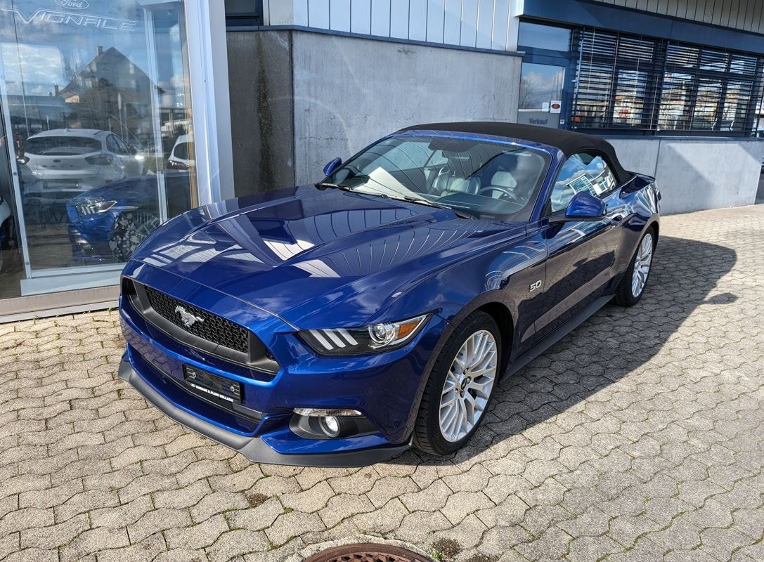 FORD Mustang Convertible 5.0 V8 GT gebraucht für CHF 39'900,