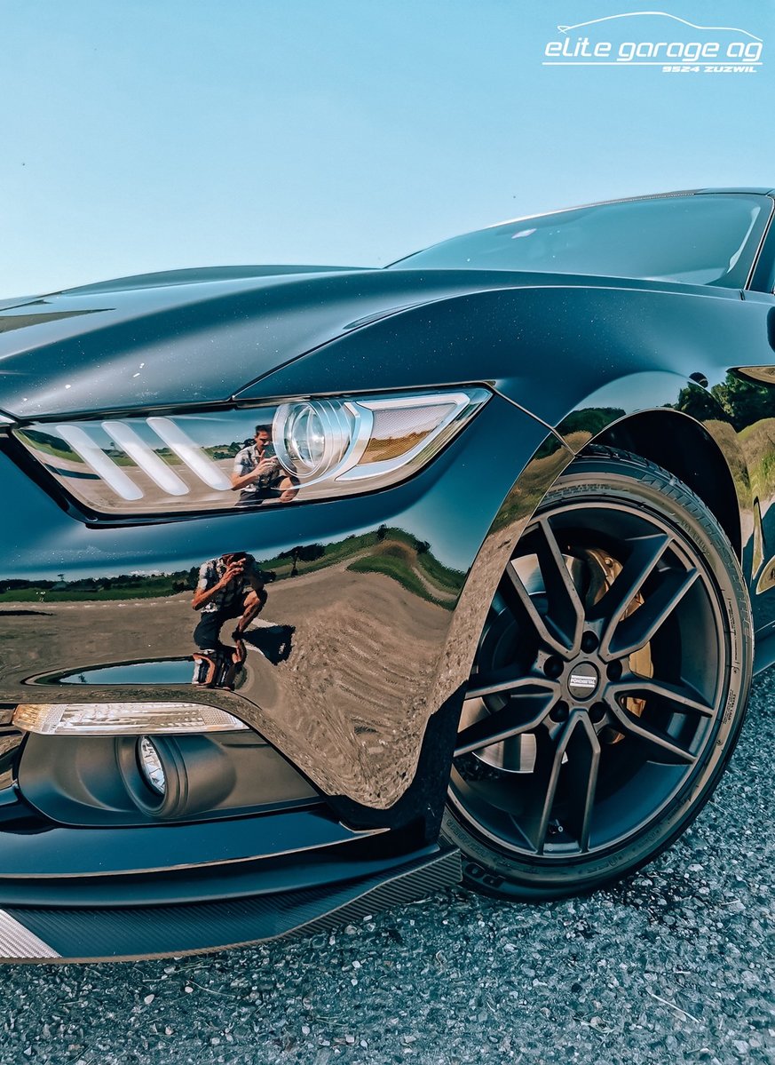 FORD Mustang Fastback 2.3 gebraucht für CHF 39'800,