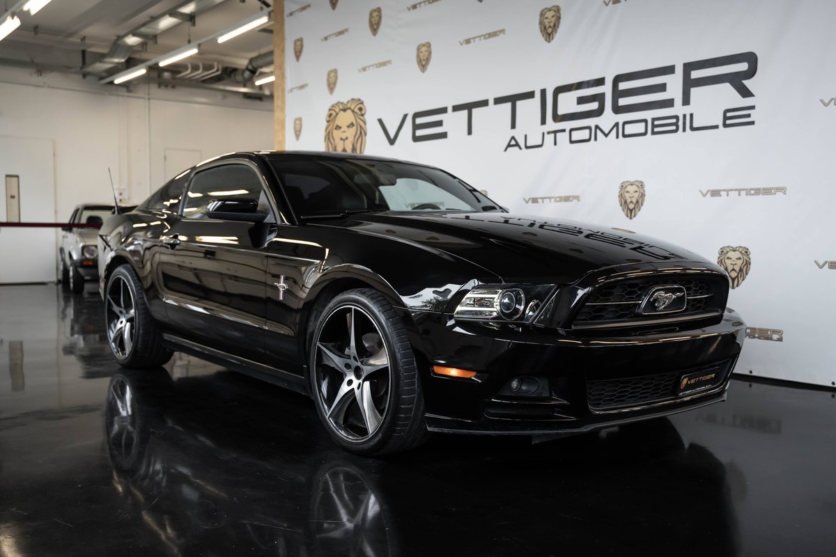 FORD MUSTANG gebraucht für CHF 29'900,