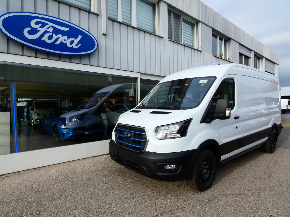 FORD E