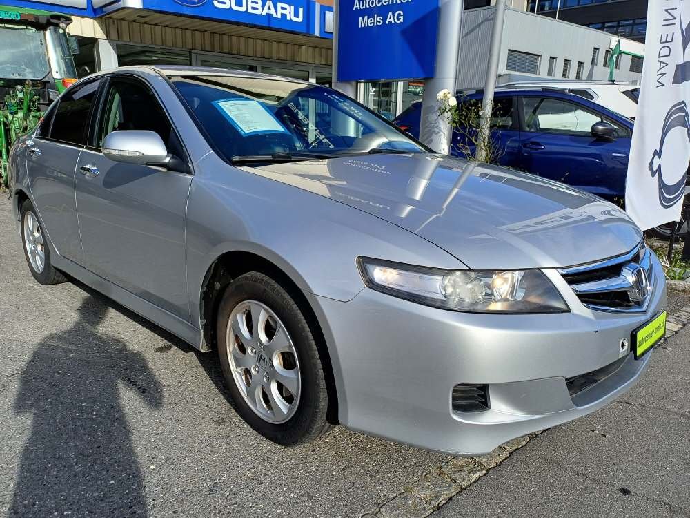 HONDA Accord 2.0i Elegance gebraucht für CHF 3'900,