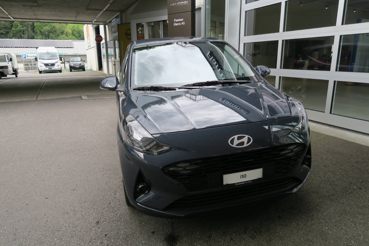 HYUNDAI i10 1.2 Amplia neu für CHF 21'790,