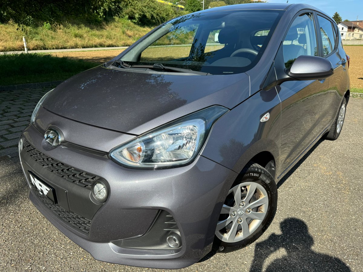 HYUNDAI i10 1.0 Amplia gebraucht für CHF 8'800,