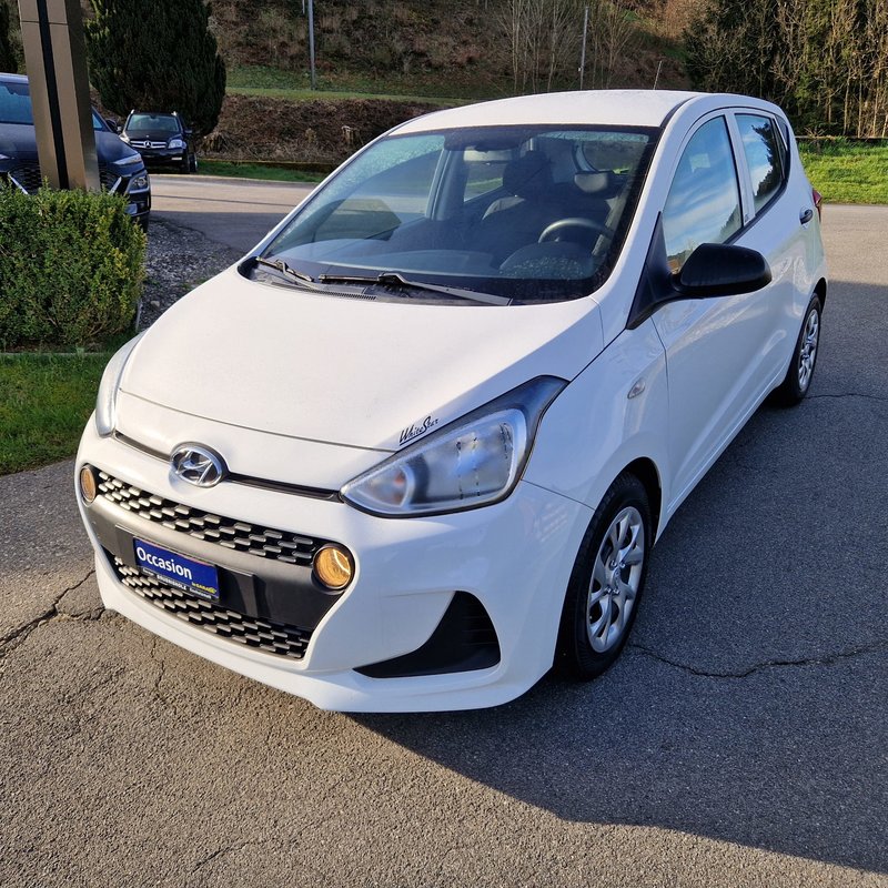 HYUNDAI i10 1.0 Origo gebraucht für CHF 9'400,