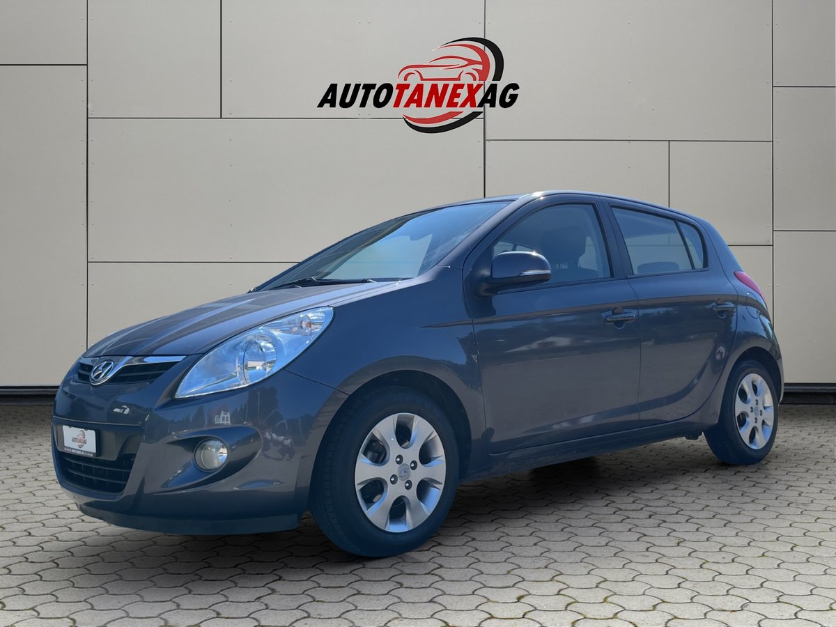 HYUNDAI i20 1.4 Style Automatic gebraucht für CHF 5'990,