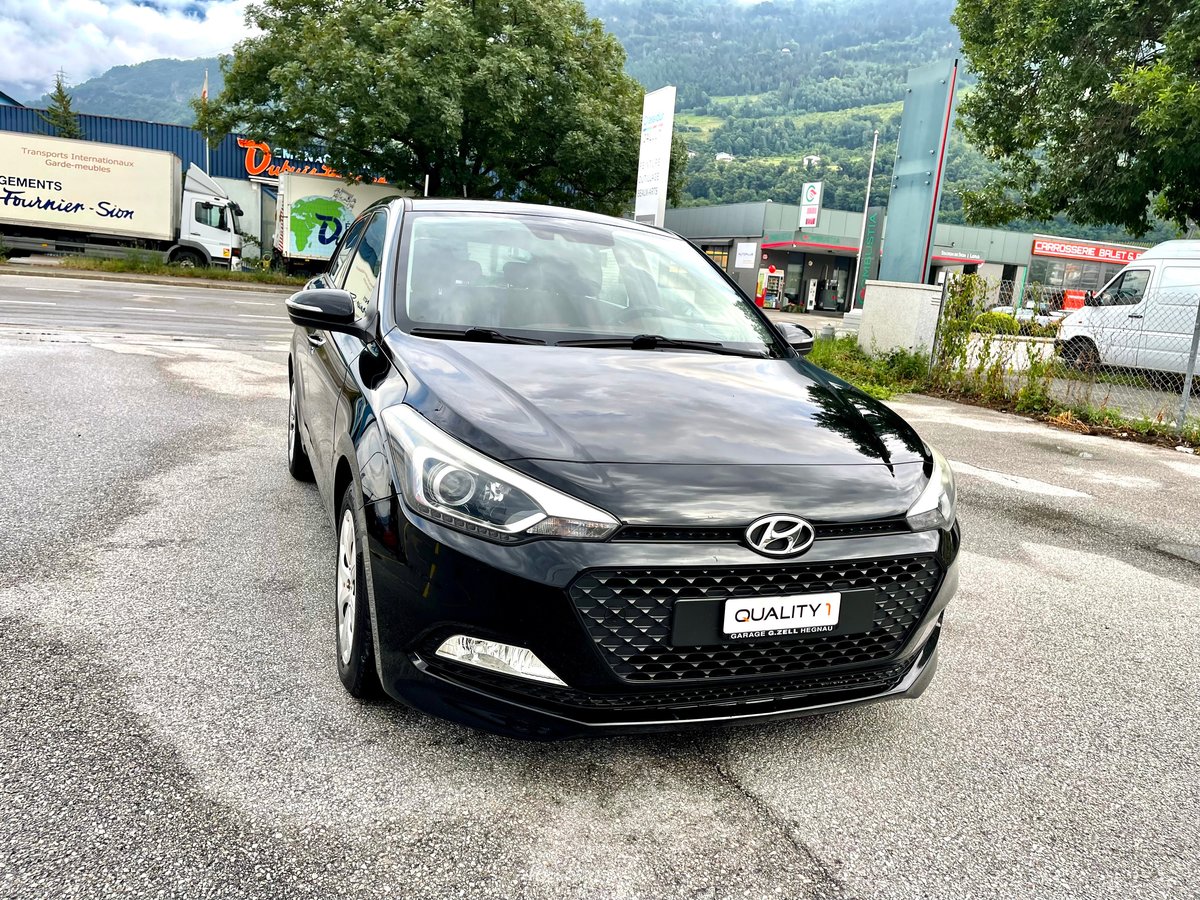 HYUNDAI i20 1.2 Origo gebraucht für CHF 6'999,