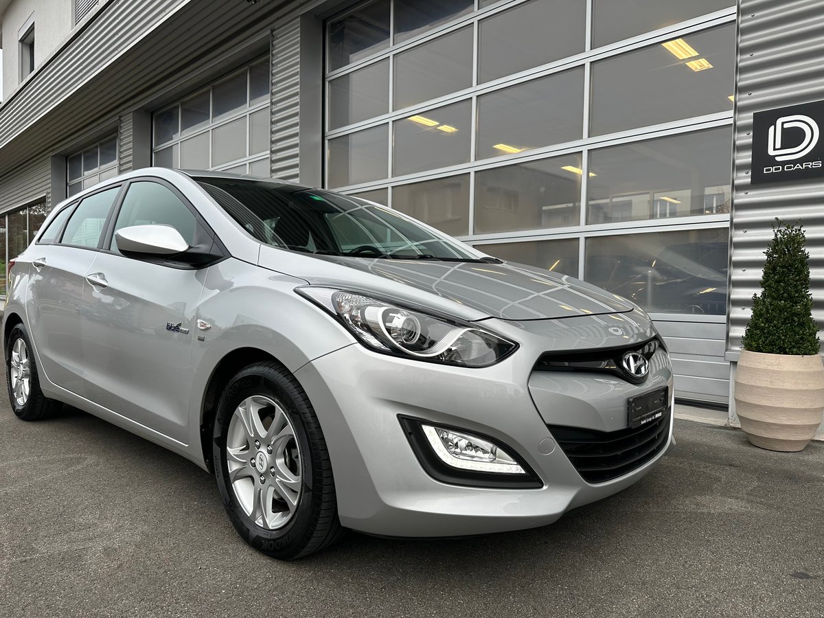 HYUNDAI i30 Wagon 1.4 Comfort gebraucht für CHF 7'500,