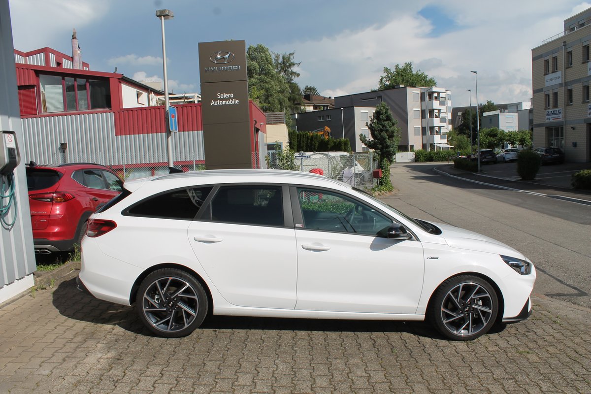 HYUNDAI i30 Wagon 1.5 T