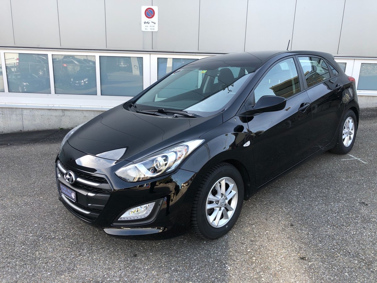 HYUNDAI i30 1.6 Gamma gebraucht für CHF 15'900,