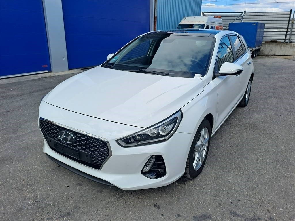 HYUNDAI i30 1.6 CRDi GO Plus DCT gebraucht für CHF 11'999,