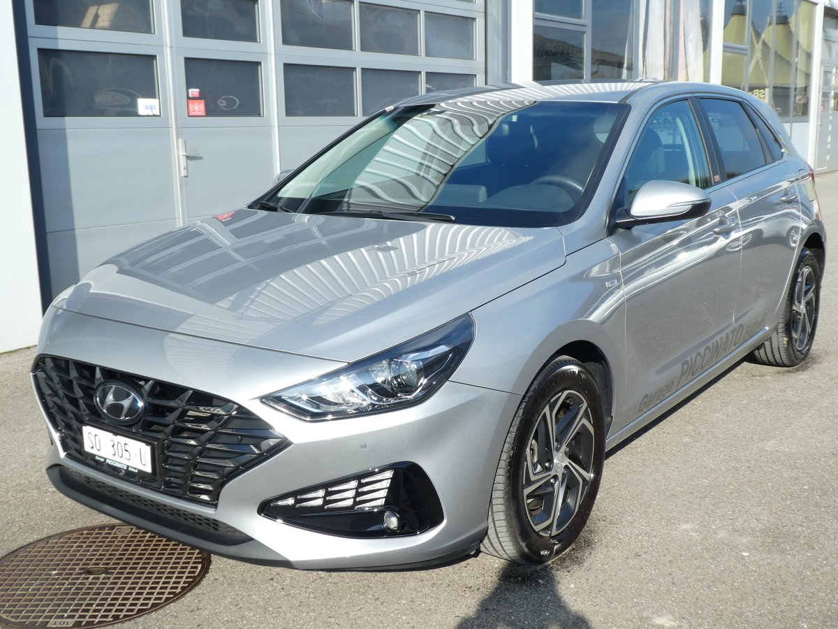 HYUNDAI i30 1.5 T