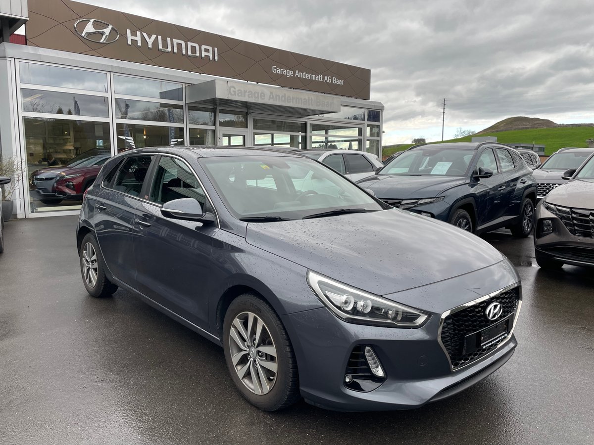 HYUNDAI i30 1.6 CRDi Launch gebraucht für CHF 14'500,