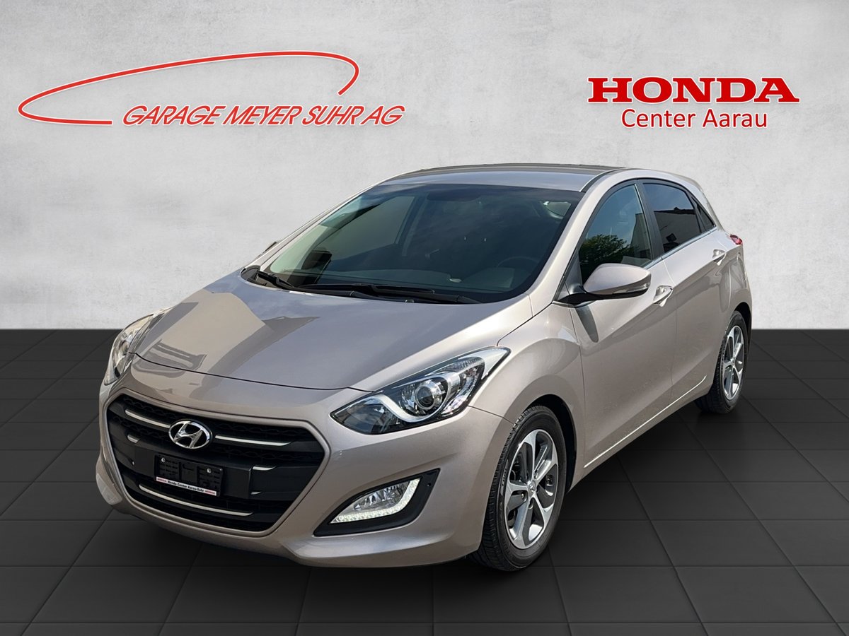 HYUNDAI i30 1.6 GDI Amplia gebraucht für CHF 11'500,