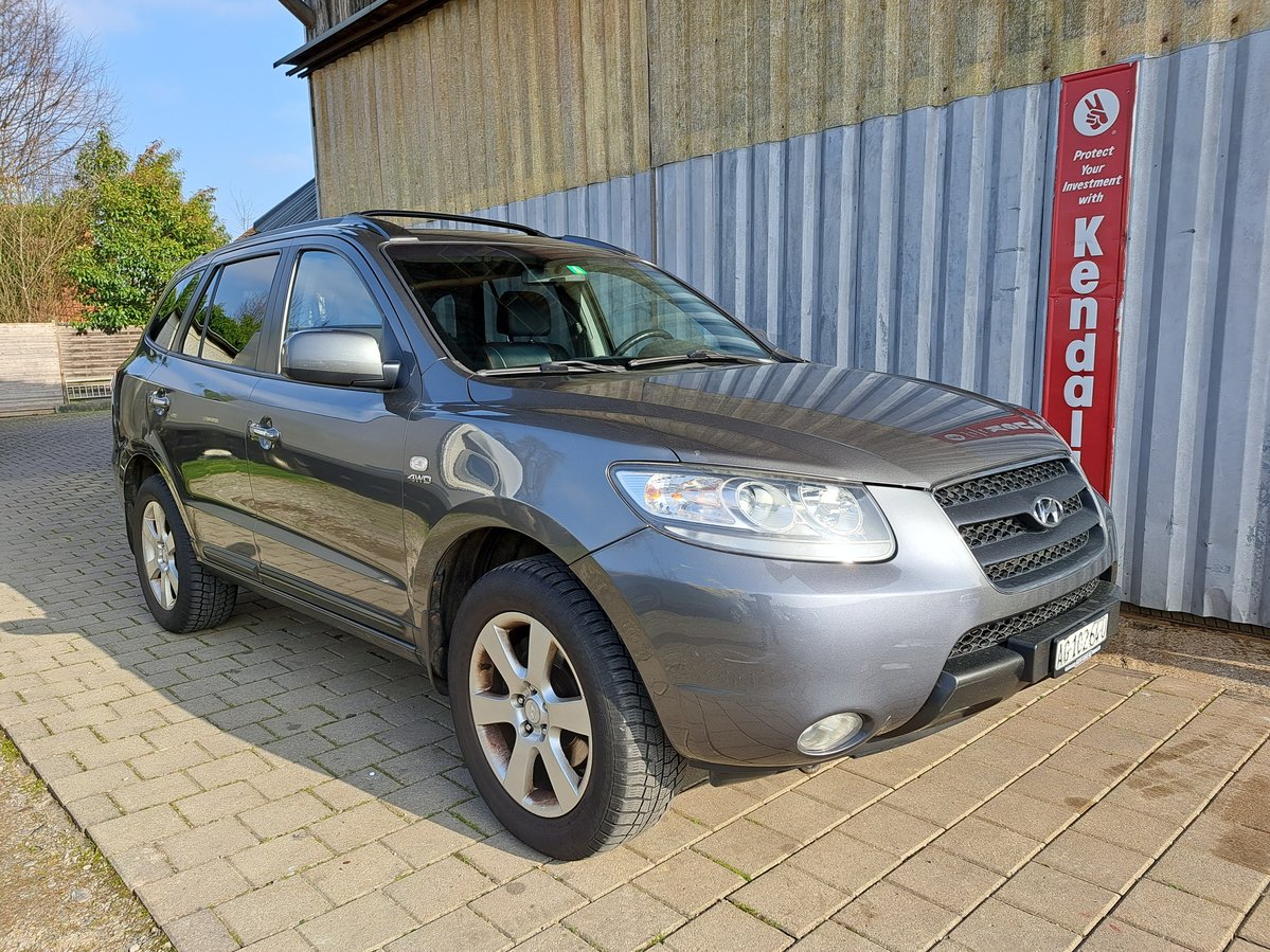 HYUNDAI Santa Fe 2.2 CRDi Premium gebraucht für CHF 5'000,