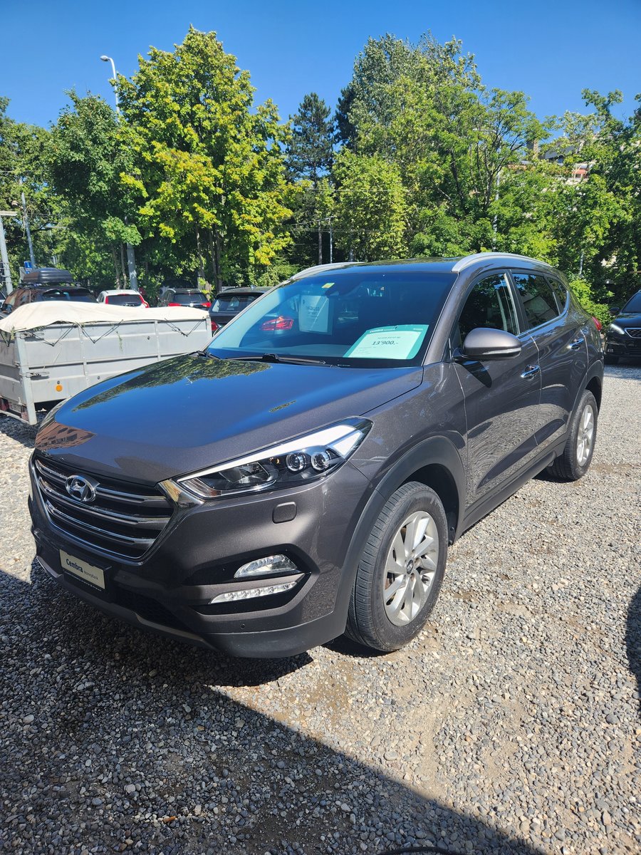 HYUNDAI Tucson 2.0 CRDI Plena 4WD gebraucht für CHF 13'900,