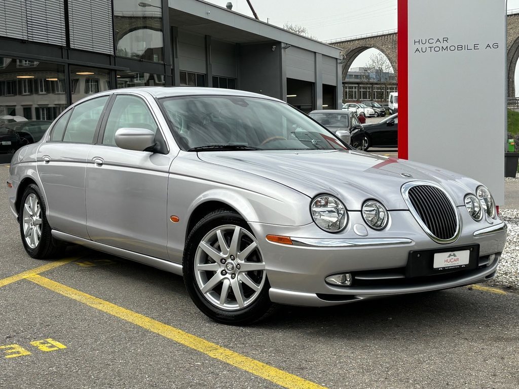 JAGUAR S