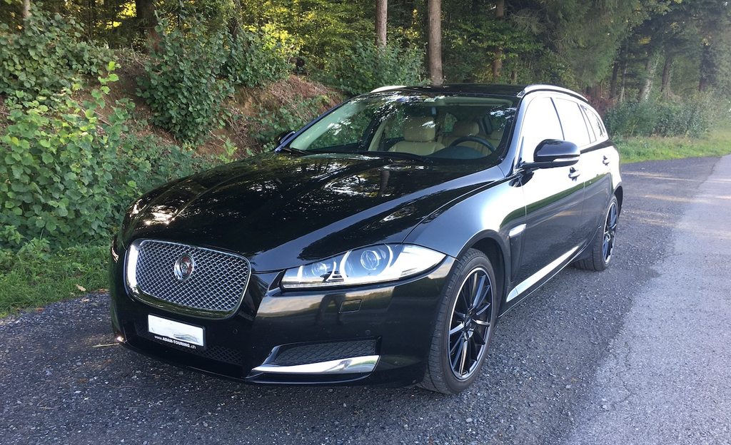 JAGUAR XF Sportbrake 2.2 D Luxury gebraucht für CHF 3'950,