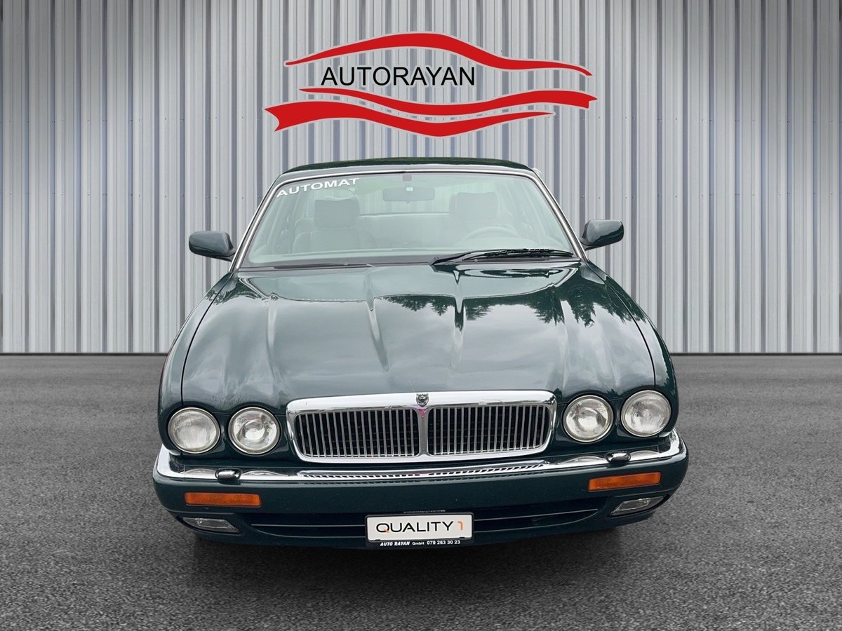 JAGUAR XJ 3.2 gebraucht für CHF 9'900,