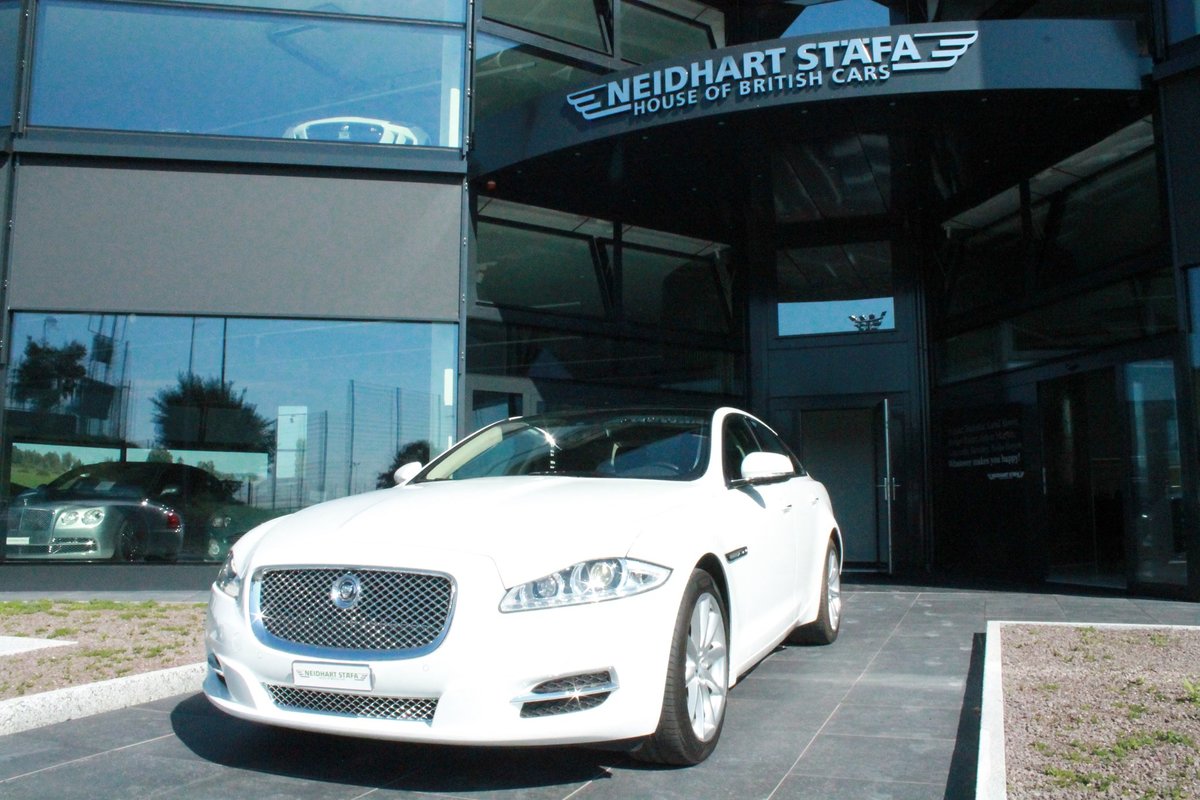 JAGUAR XJ 3.0 V6 S/C Portfolio Aut vorführwagen für CHF 79'900,