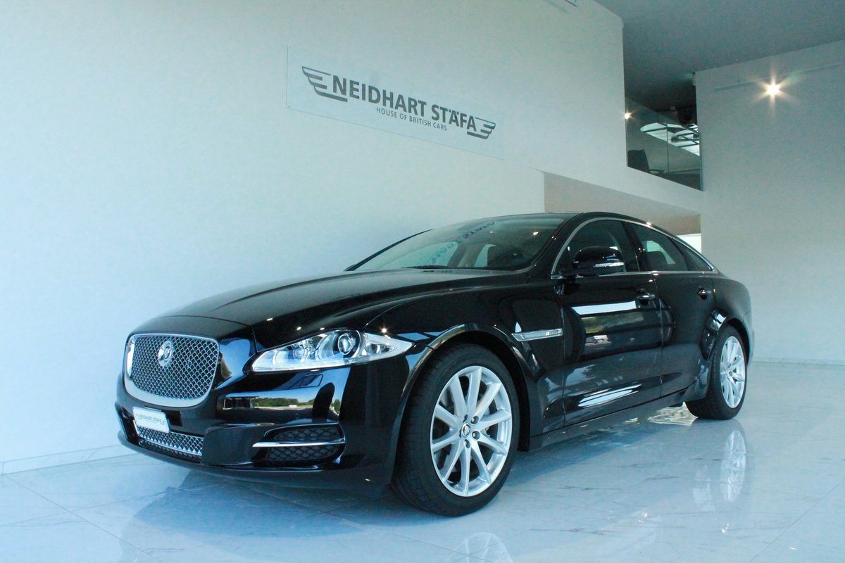 JAGUAR XJ 3.0d V6 Luxury Automatic vorführwagen für CHF 49'900,