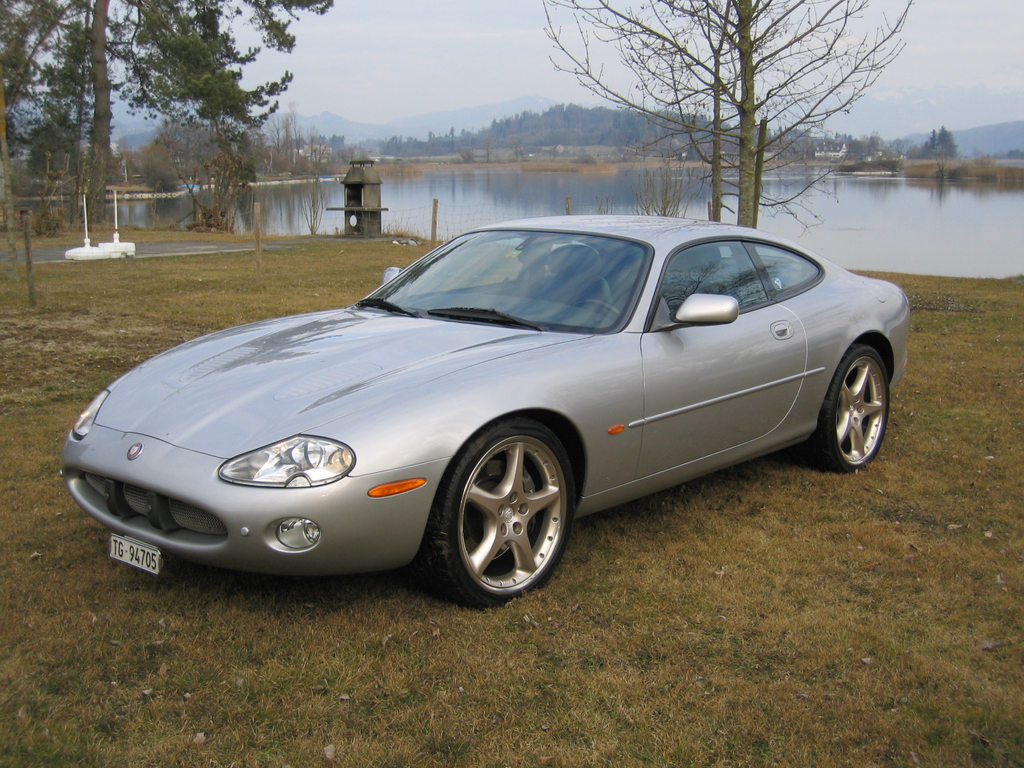 JAGUAR XKR Coupé 4.0 S/C gebraucht für CHF 14'800,