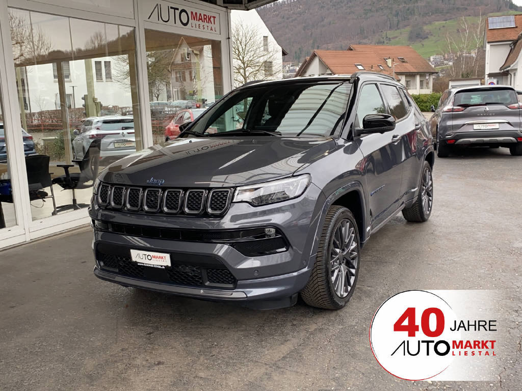 JEEP Compass 1.3 S 4xe gebraucht für CHF 41'900,