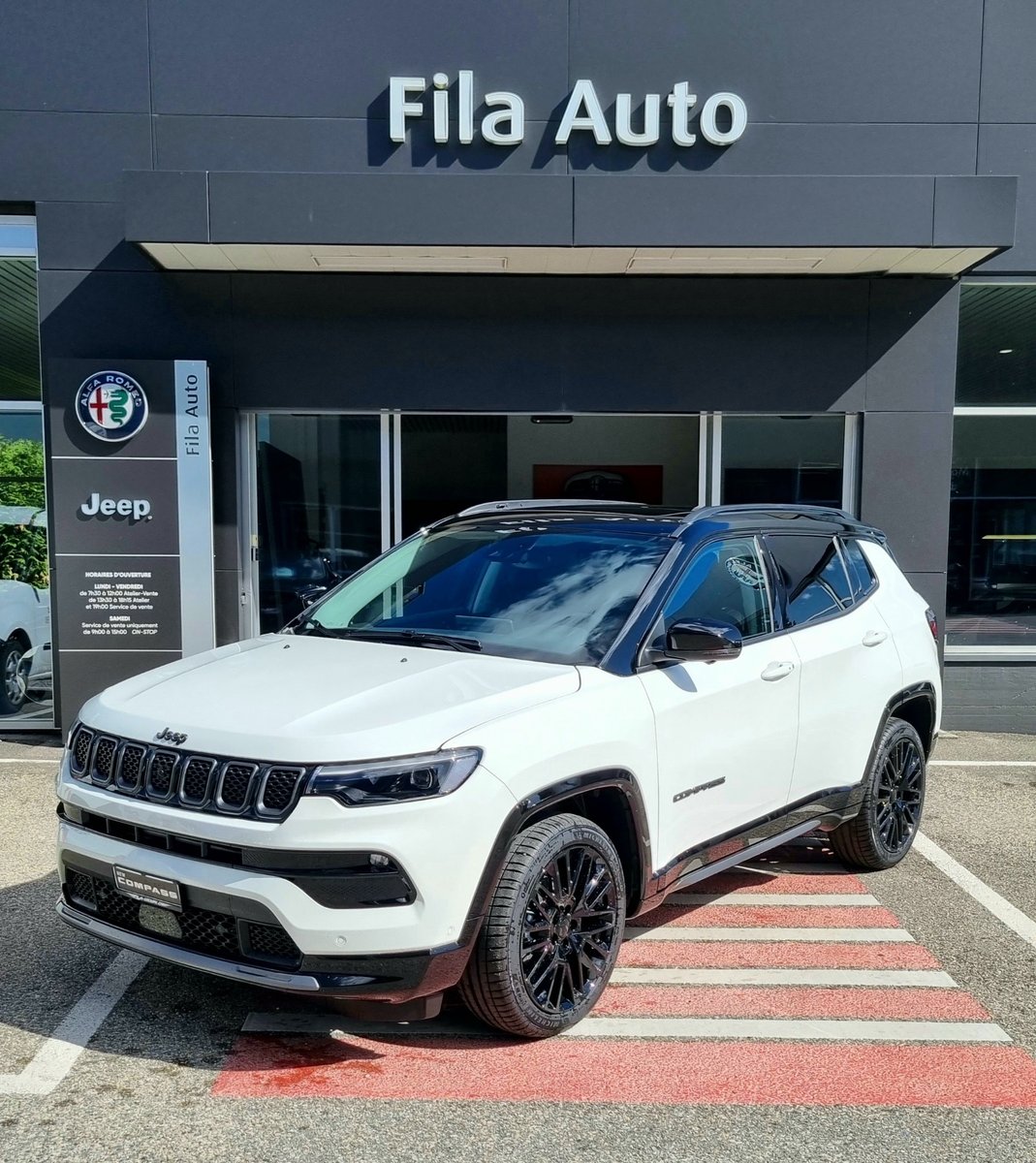 JEEP COMPASS MHEV 1.5 130cv S Sky vorführwagen für CHF 45'500,