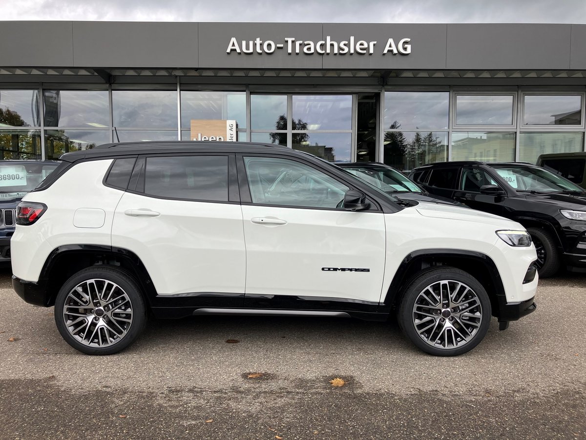 JEEP Compass 1.3 T PHEV Summit Sky neu für CHF 48'900,