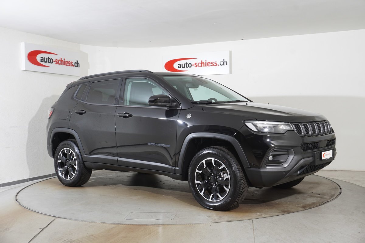 JEEP COMPASS 1.3 T PHEV Trailhawk neu für CHF 29'980,