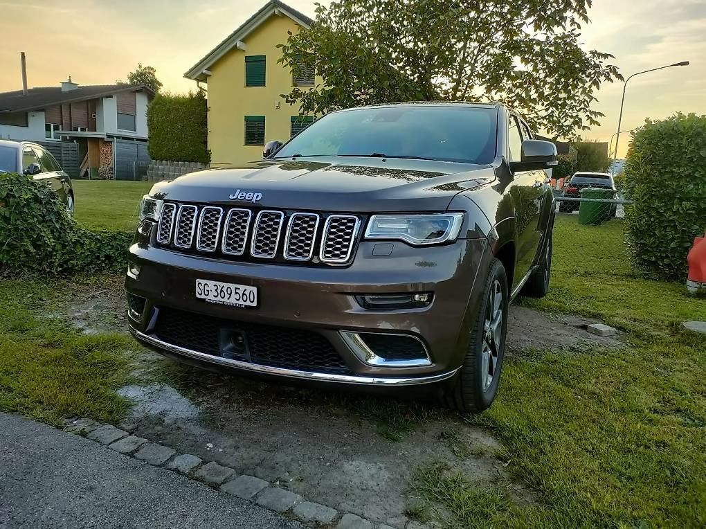 JEEP Grand Cherokee 3.0 CRD 250 Su gebraucht für CHF 21'500,