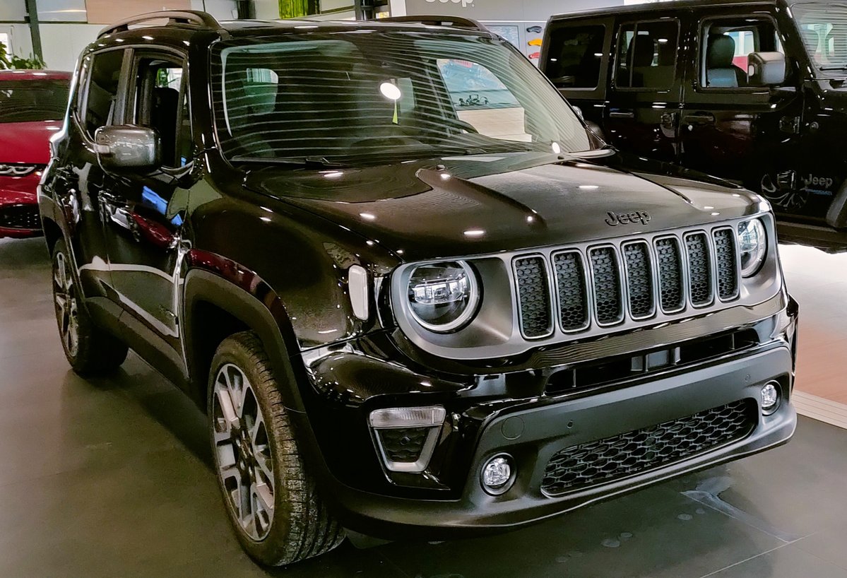 JEEP RENEGADE 1.5 MHEV 130cv S vorführwagen für CHF 35'900,