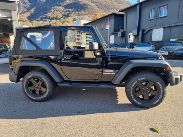 JEEP Wrangler 2.8 CRD Sport gebraucht für CHF 24'900,