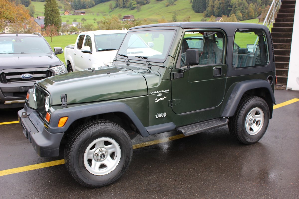 JEEP Wrangler 4.0 Sport Hardtop gebraucht für CHF 12'880,