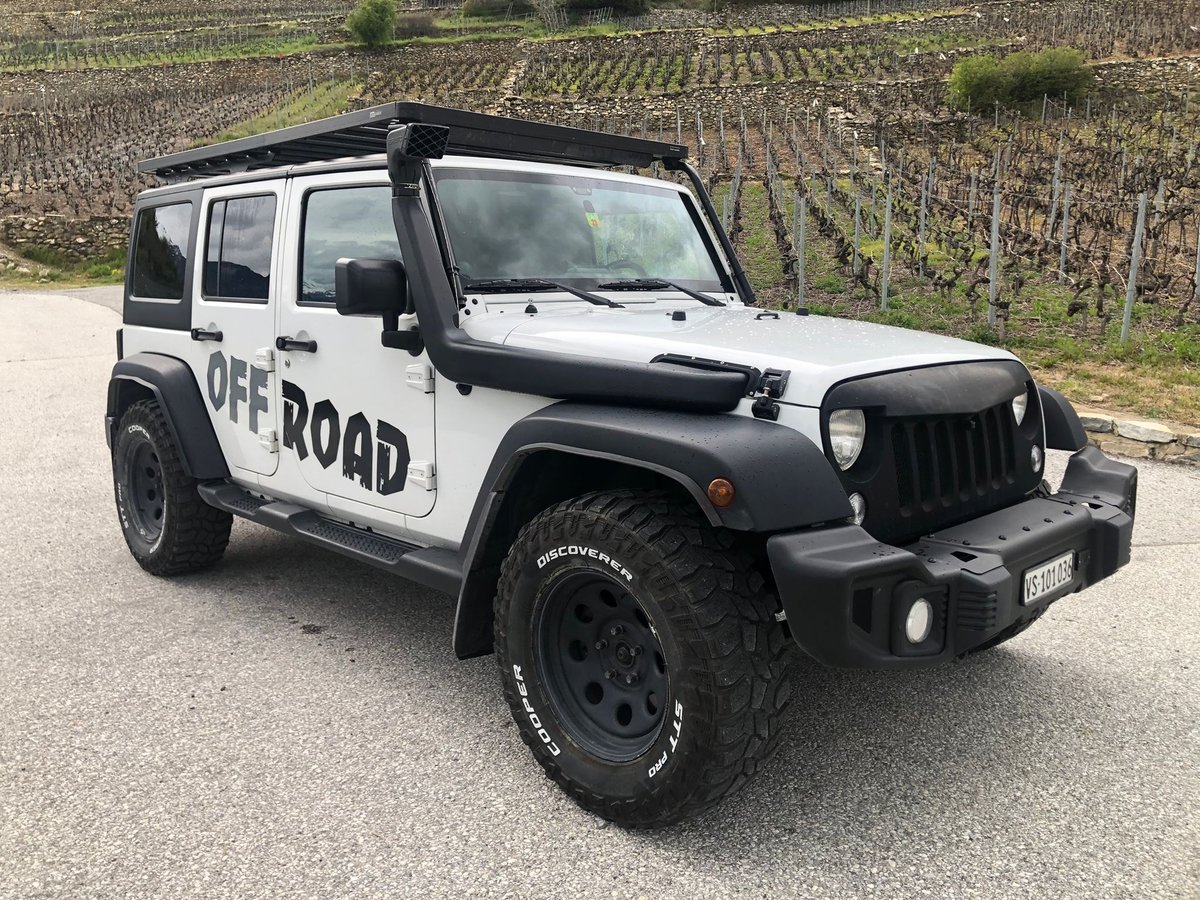 JEEP Wrangler 2.8CRD Unlimited Spo gebraucht für CHF 33'900,