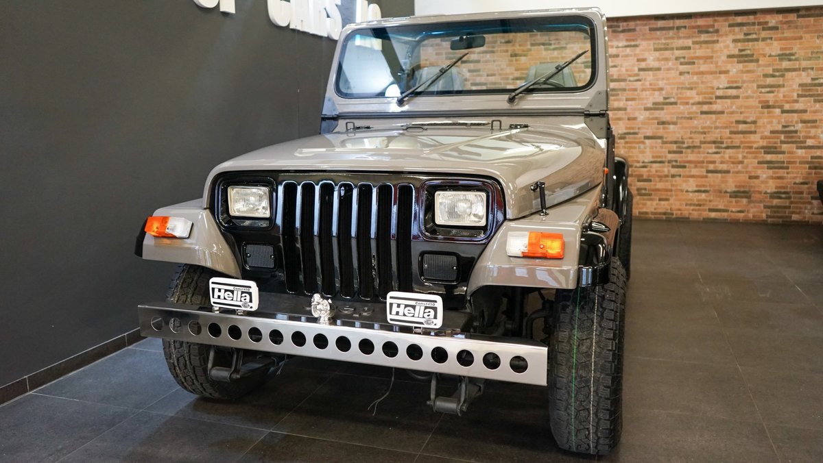 JEEP WRANGLER gebraucht für CHF 23'900,