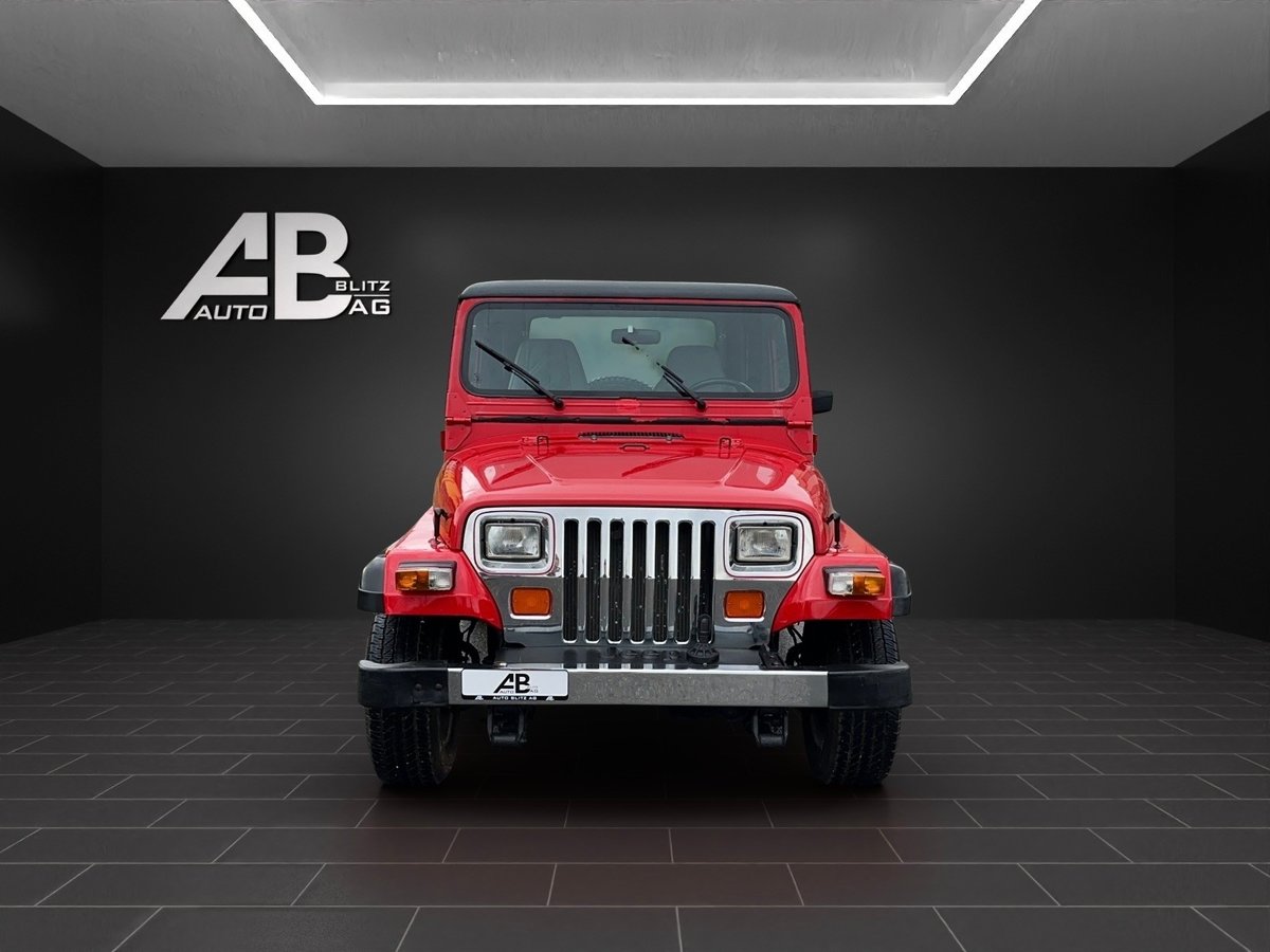 JEEP Wrangler 4.0 Laredo gebraucht für CHF 5'880,