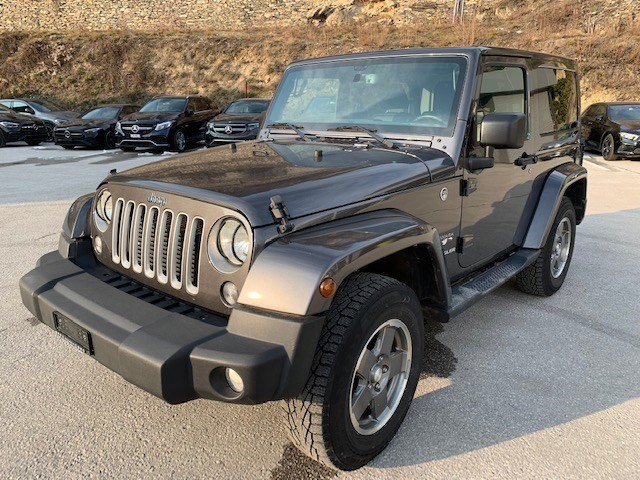 JEEP Wrangler 2.8 CRD Sahara Autom gebraucht für CHF 33'900,