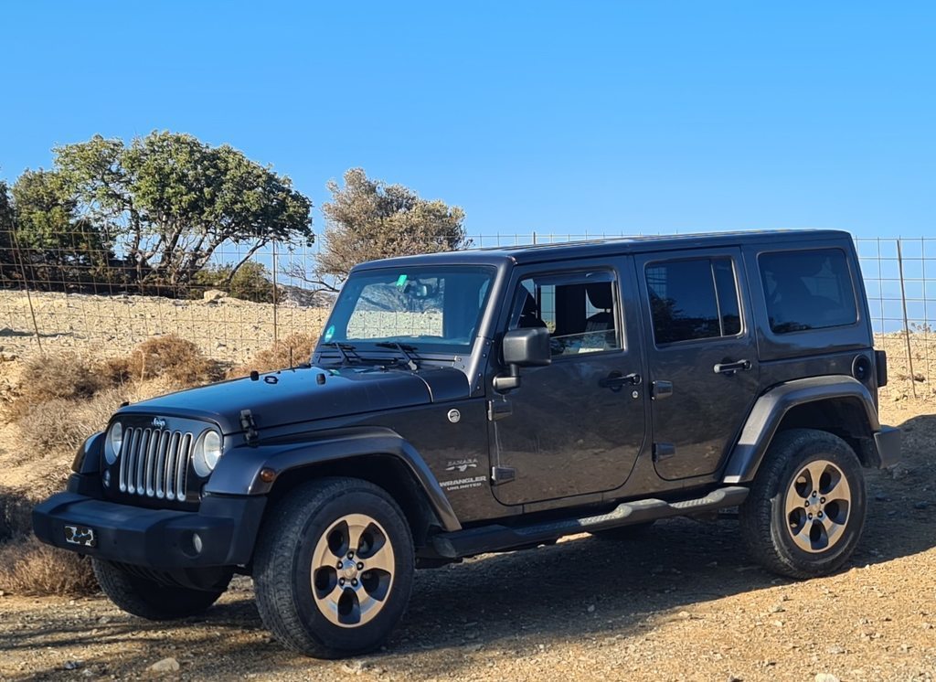 JEEP Wrangler 2.8 CRD Sahara Unlim gebraucht für CHF 33'000,