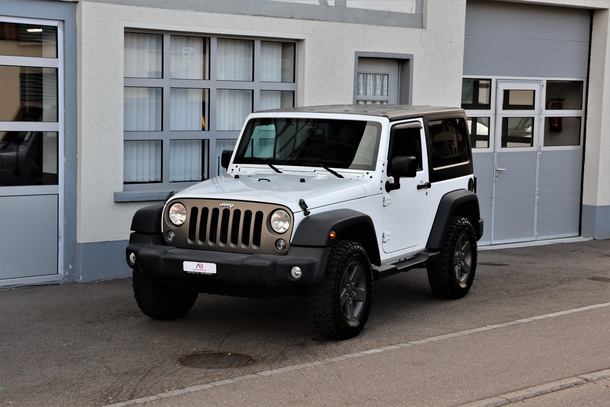 JEEP Wrangler 2.8 CRD Sahara Autom gebraucht für CHF 27'900,