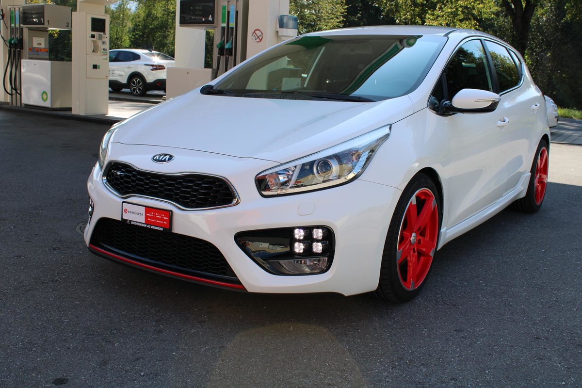 KIA Cee'd 1.6 GDi Turbo GT gebraucht für CHF 12'900,