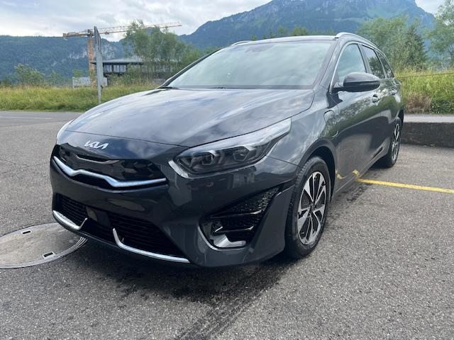 KIA Ceed SW 1.6 GDi Plug