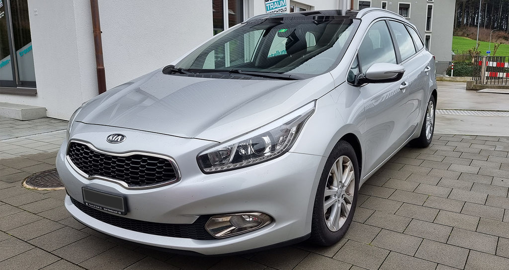 KIA Cee'd Sportswagon 1.6 GDi FIFA gebraucht für CHF 7'200,