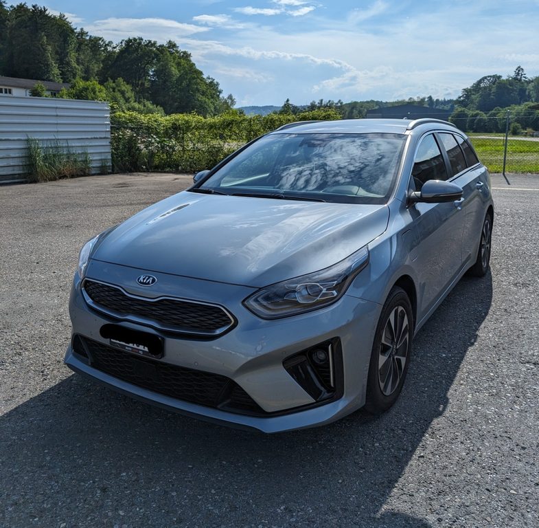 KIA Ceed SW 1.6 GDi Plug