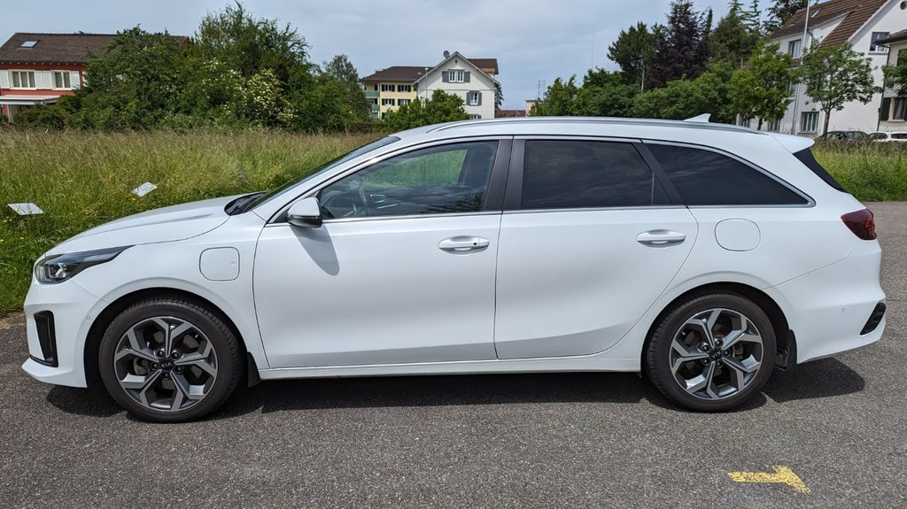 KIA Ceed SW 1.6 GDi Plug