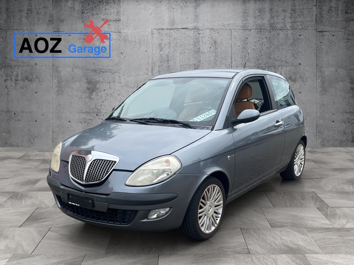 LANCIA Ypsilon 1.4 16V Argento gebraucht für CHF 2'700,