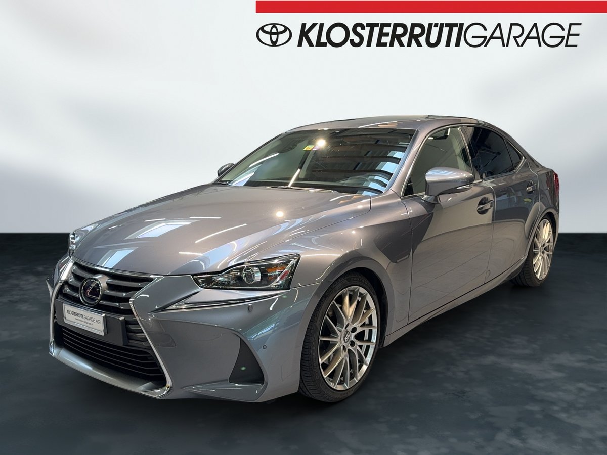 LEXUS IS 300h comfort Automatic gebraucht für CHF 24'999,